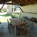 Bed & Breakfast A L'ombre Du Marronnier 4*