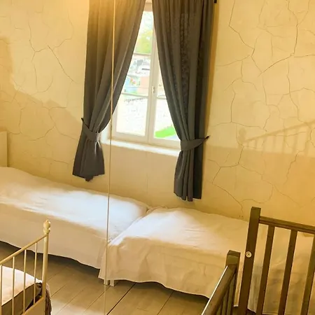 A L'ombre Du Marronnier Nocleg ze śniadaniem 4*