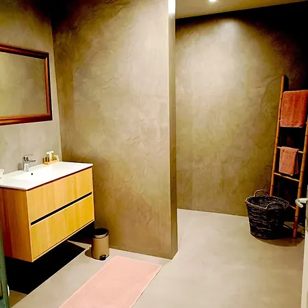 A L'ombre Du Marronnier ベッド・アンド・ブレックファスト La Péruse