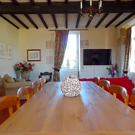 A L'ombre Du Marronnier Bed & Breakfast La Peruse