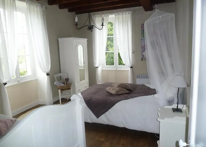 A L'ombre Du Marronnier 4* La Peruse