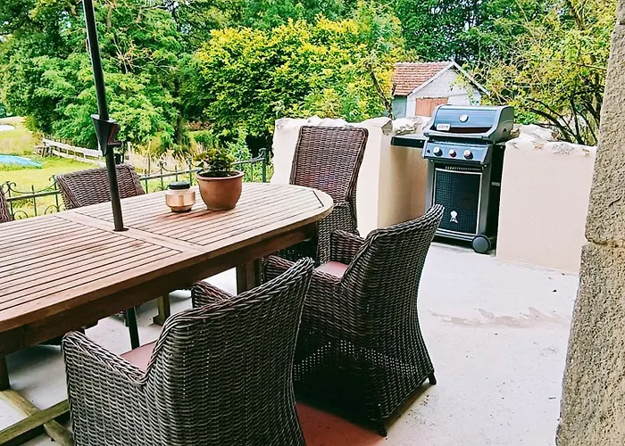 A L'ombre Du Marronnier 4* La Peruse