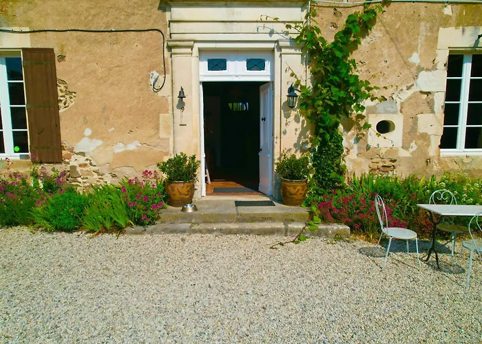 A L'ombre Du Marronnier Bed & Breakfast 4*