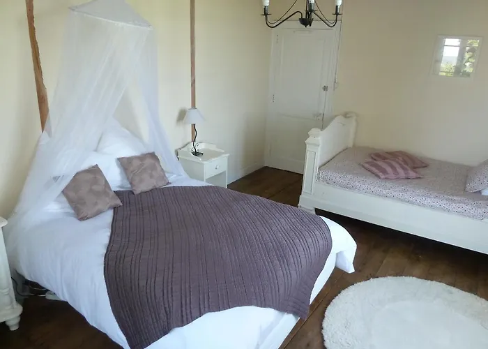 A L'ombre Du Marronnier Bed & Breakfast