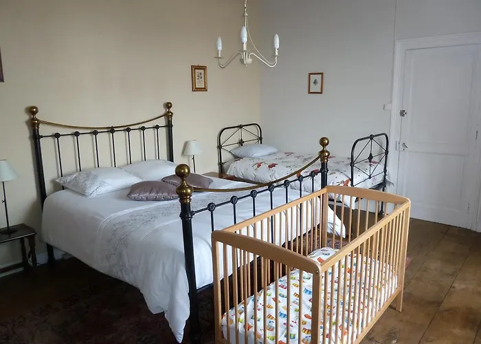 A L'ombre Du Marronnier 4* La Peruse